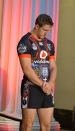 Warrior Ryan Hoffman wearing the ANZAC jersy